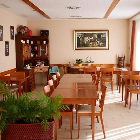 Auberge Aux Deux Sapins Montricher エクステリア 写真
