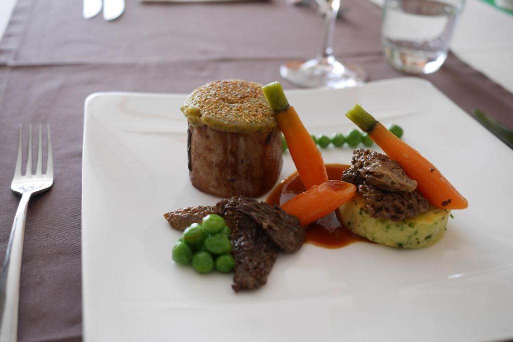 Auberge Aux Deux Sapins Montricher エクステリア 写真