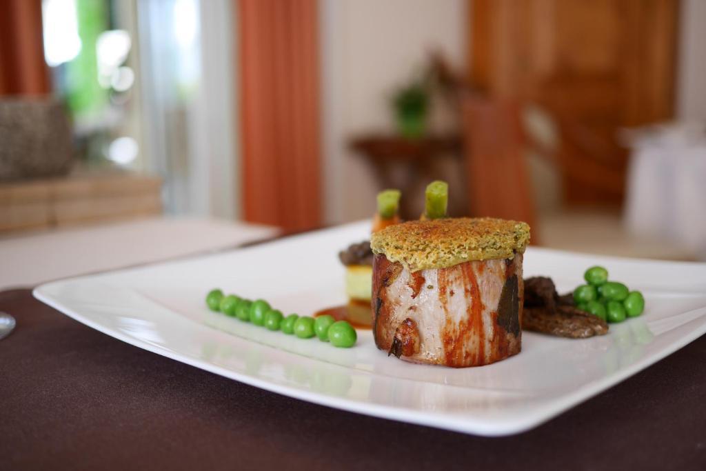 Auberge Aux Deux Sapins Montricher エクステリア 写真